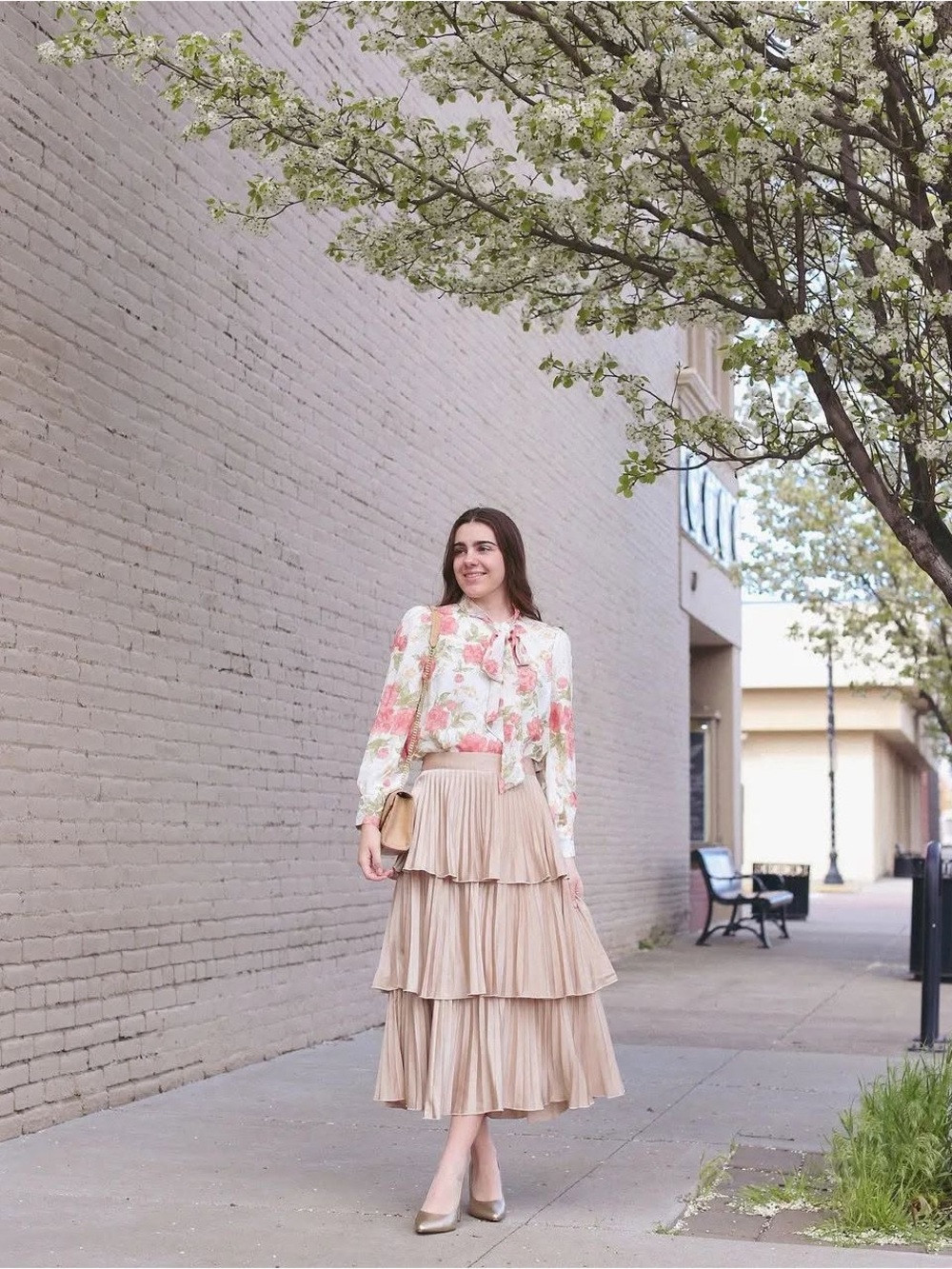 Dainty Jewells Kensington Gardens Blouse (Rose Garden) - Picture 2 of 2